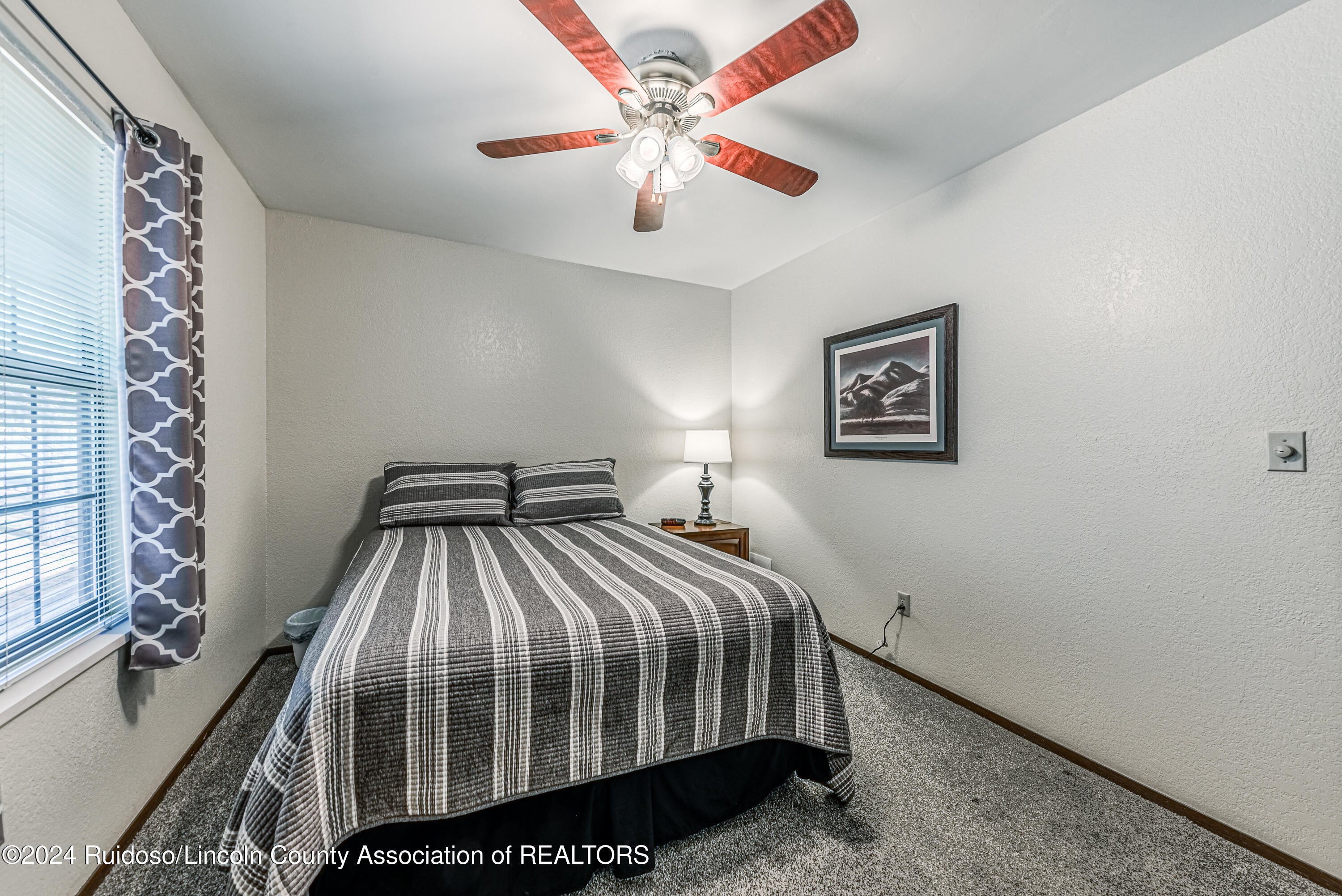 120 Lower Terrace Drive, Unit 15 Ruidoso, NM 88345 - Photo 24 of 42 120 Lower Terrace New-24