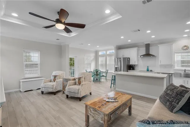 $4,500 | 257 Northeast Coastal Drive, Jensen Beach, FL 34957