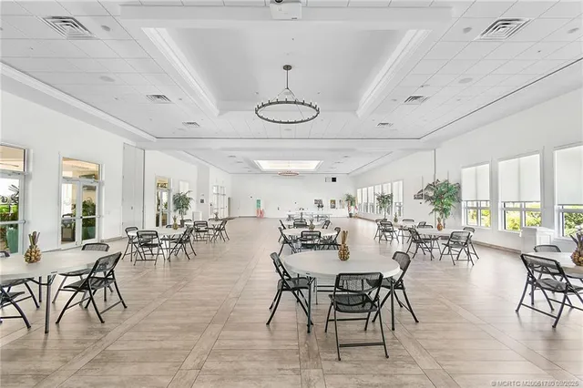 $4,500 | 257 Northeast Coastal Drive, Jensen Beach, FL 34957