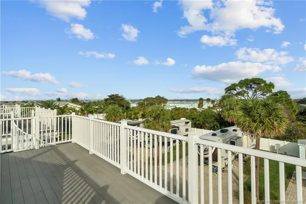 $5,000 | 257 Northeast Coastal Drive, Jensen Beach, FL 34957