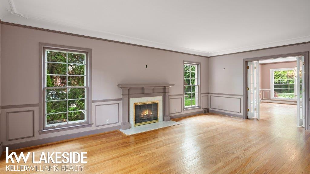 711 South Oxford Road Grosse Pointe Woods, MI 48236 - Photo 4 of 56