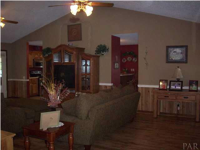 2163 Huxford Road Atmore, AL 36502 - Photo 4 of 11 living room