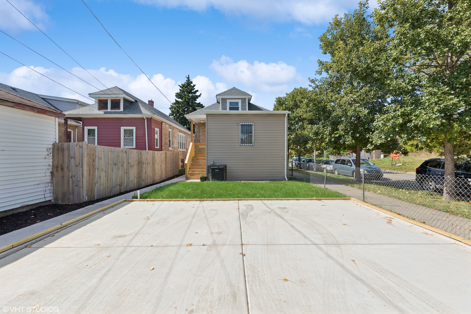7501 South Morgan Street Chicago, IL 60620 - Photo 24 of 24 a view of a back yard of the house