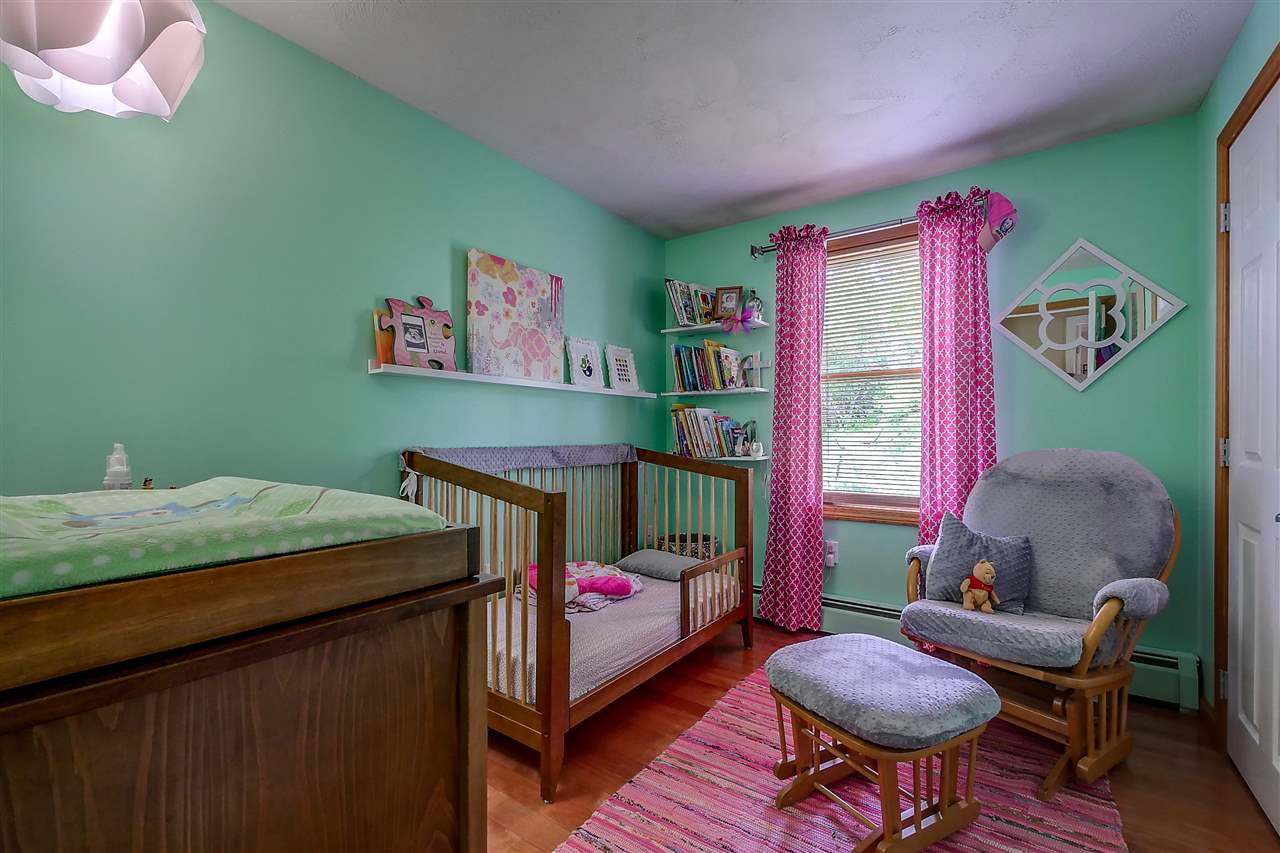 47 Wallace Road Bedford, NH 03110 - Photo 22 of 33