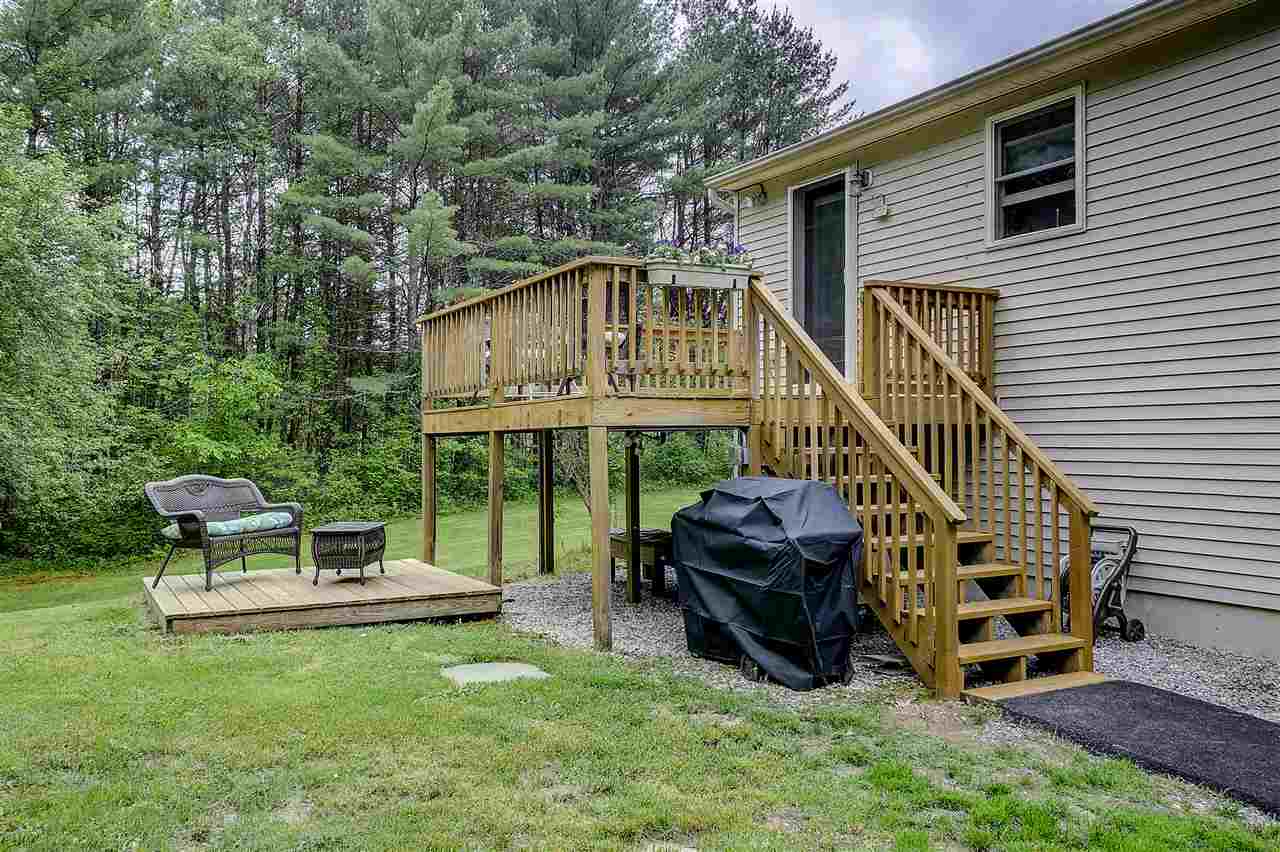 47 Wallace Road Bedford, NH 03110 - Photo 27 of 33