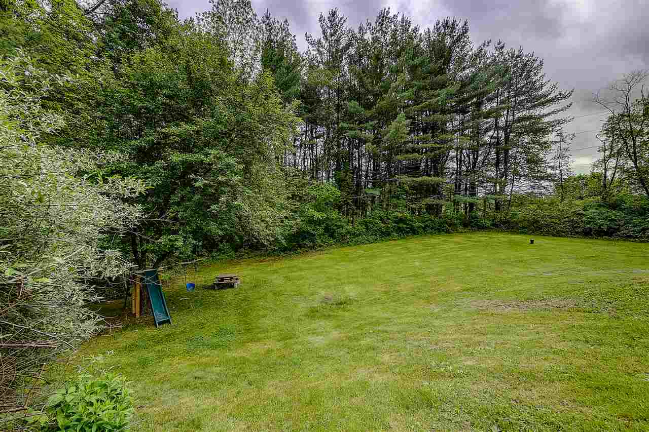 47 Wallace Road Bedford, NH 03110 - Photo 5 of 33