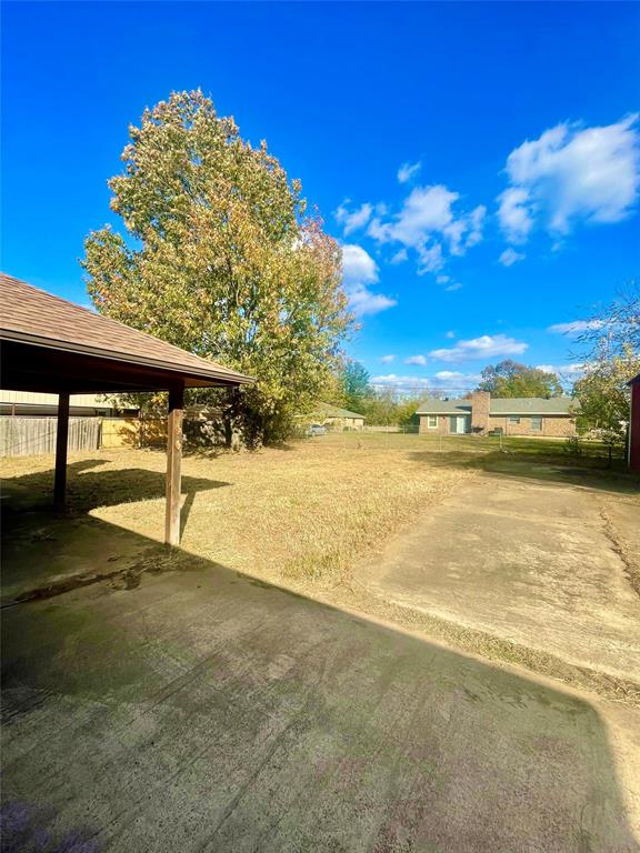 925 42nd Street Southwest Paris, TX 75460 - Photo 6 of 14 a view of an ocean pool an outdoor seating