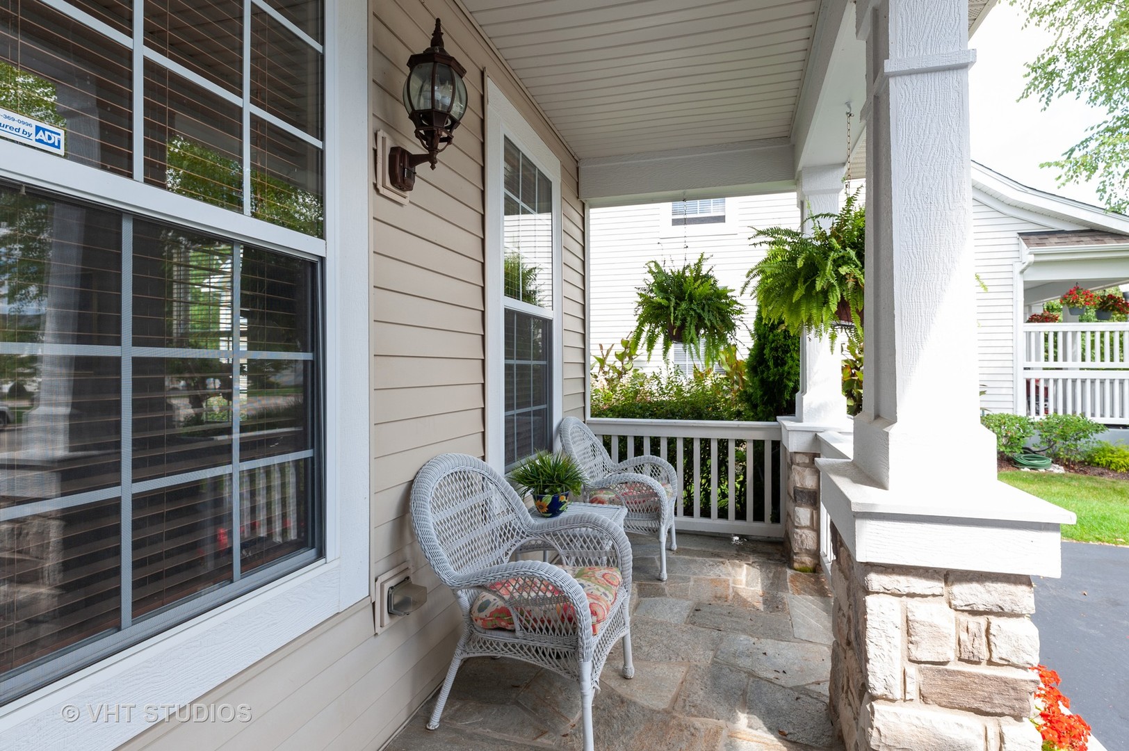 3148 Concord Lane Wadsworth, IL 60083 - Photo 2 of 19 a view of a chair and table in the balcony