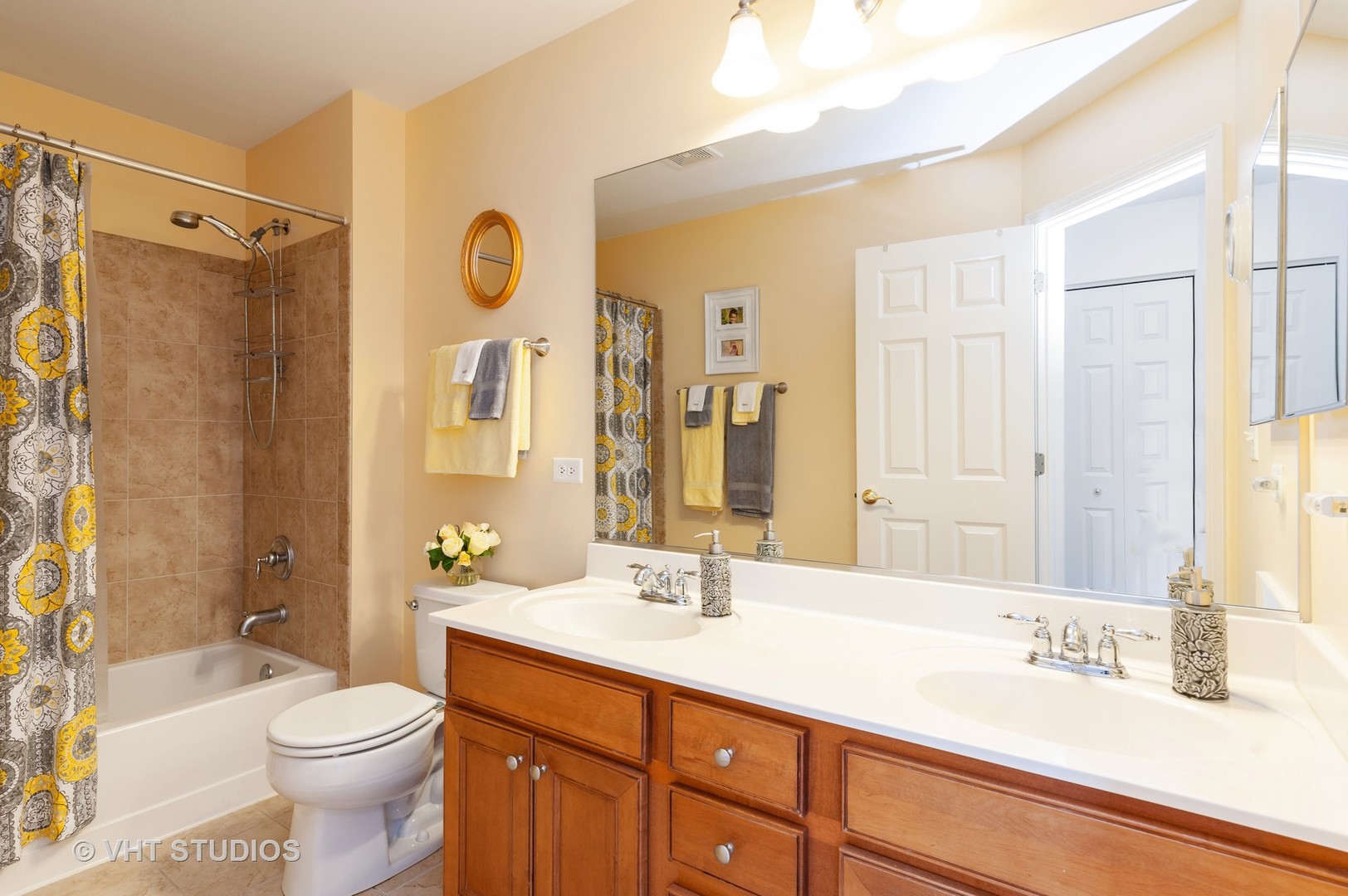3148 Concord Lane Wadsworth, IL 60083 - Photo 12 of 19 a bathroom with a granite countertop sink toilet and shower