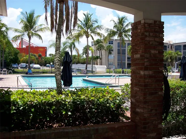 $169,000 | 600 Northeast 2nd Street, Unit 208, Dania Beach, FL 33004