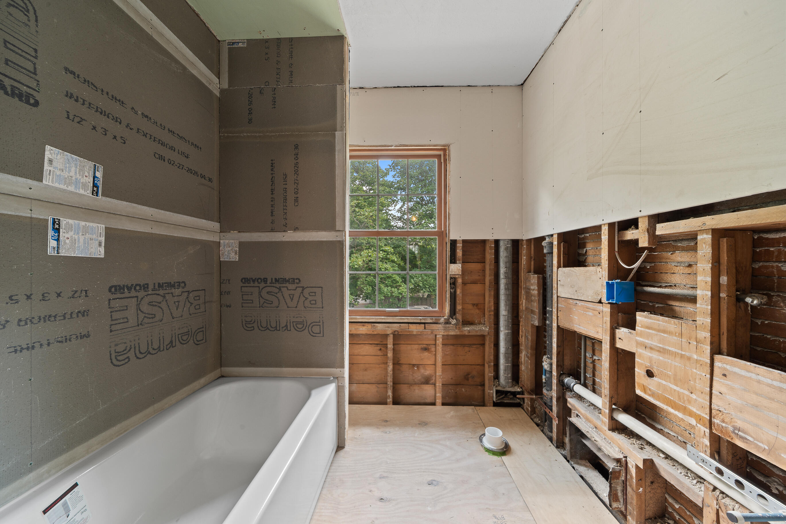 1105 Barnes Street Delavan, WI 53115 - Photo 23 of 32 Remodeling bathroom