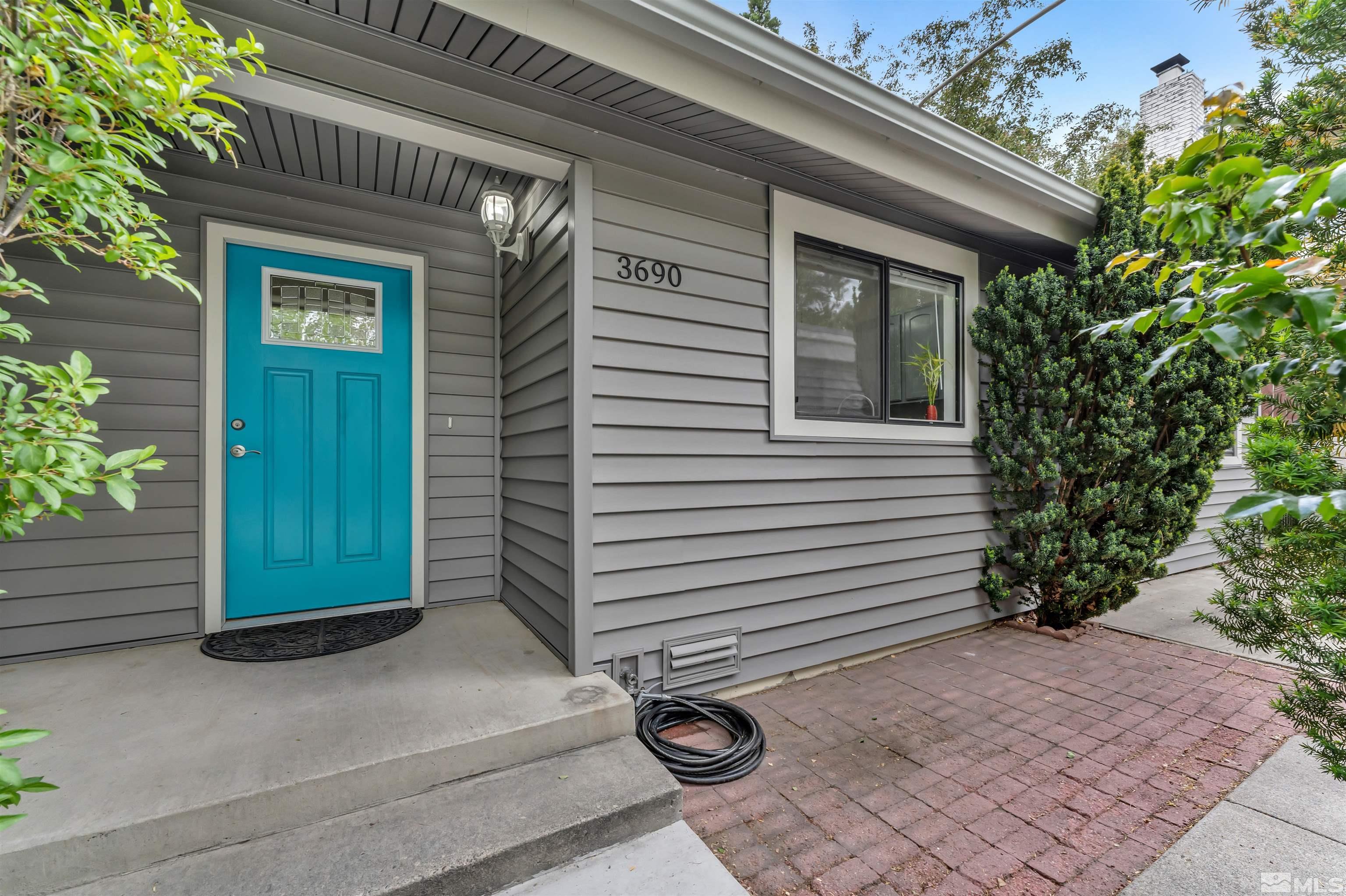 3690 Falcon Way Reno, NV 89509 - Photo 3 of 30 Photo 3