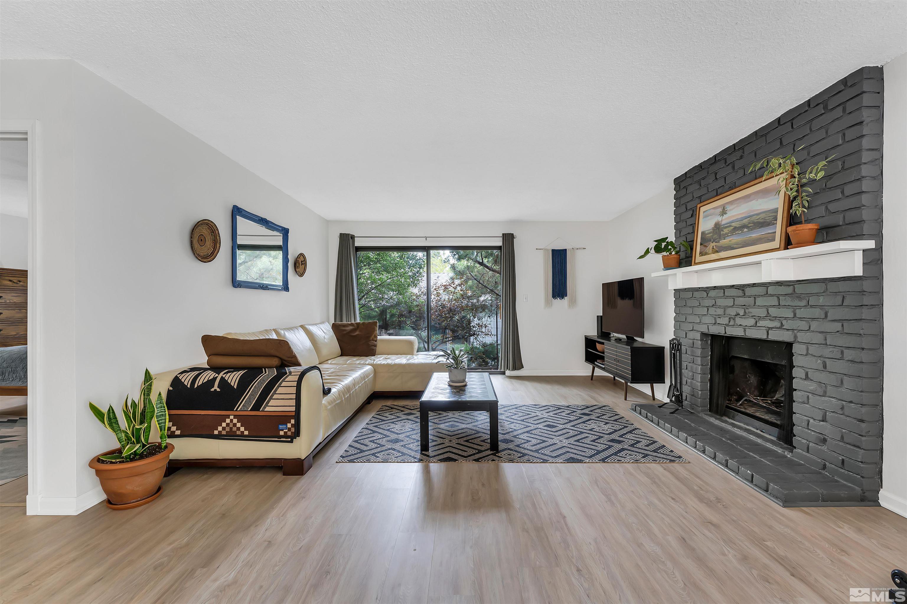 3690 Falcon Way Reno, NV 89509 - Photo 6 of 30 Photo 6