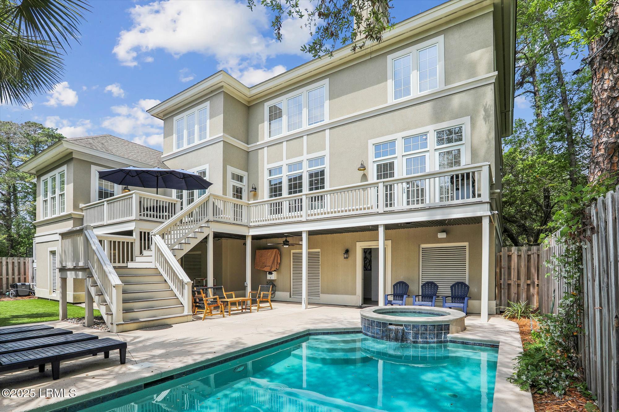 exterior-back elevation-imgl0379