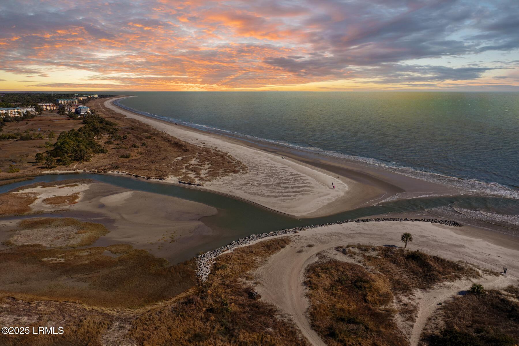 4 Surf Watch Way Hilton Head Island, SC 29928 - Photo 5 of 100 DJI_0892-1