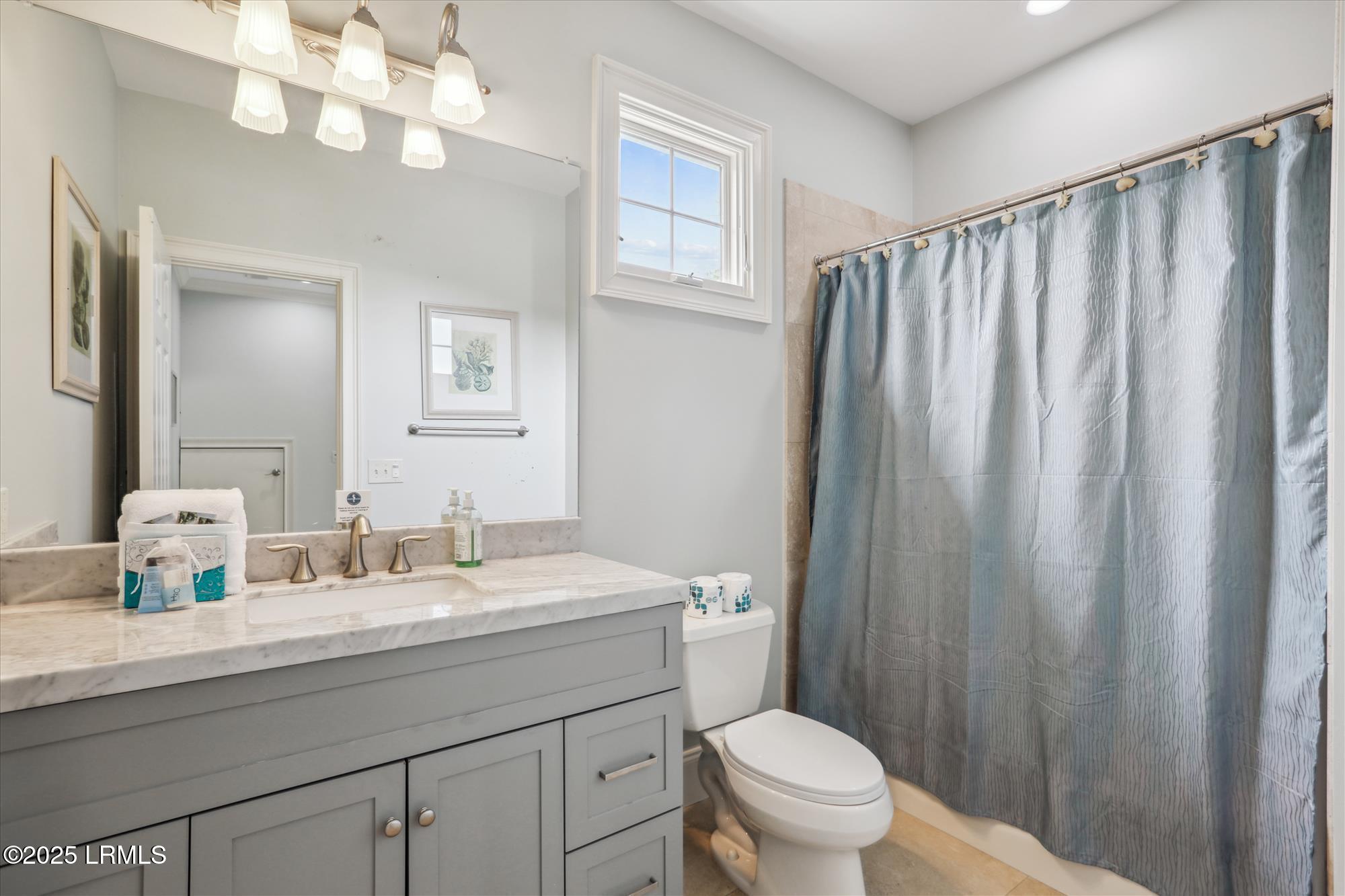 4 Surf Watch Way Hilton Head Island, SC 29928 - Photo 53 of 100 upper level-bath-_mgl0341