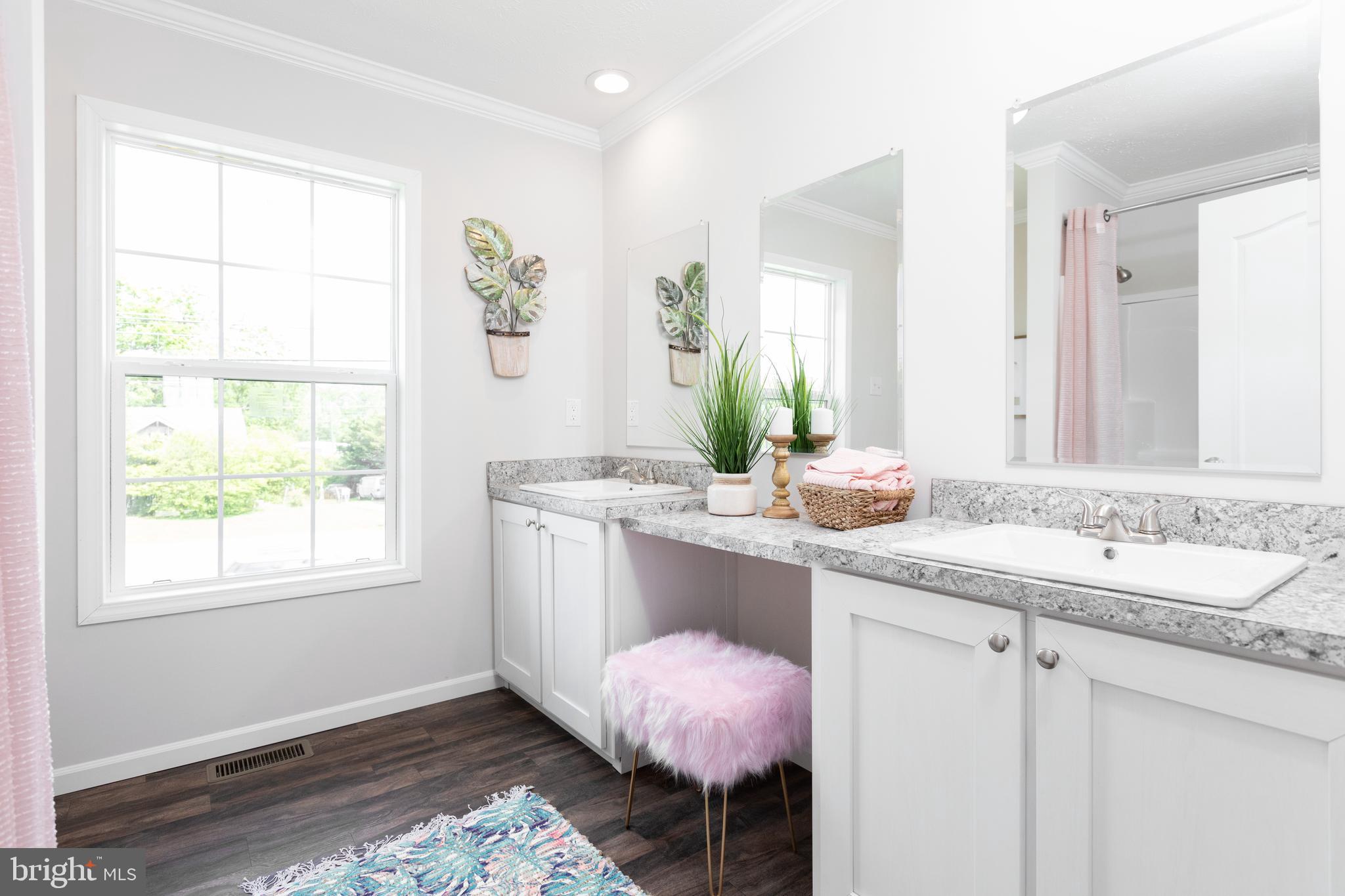 16282 Pleasant Mill Road Montpelier, VA 23192 - Photo 50 of 54 Built in vanity table