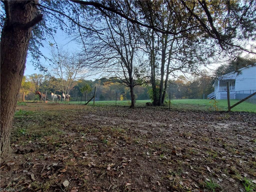 1065 Harris Farm Road King, NC 27021 - Photo 26 of 41