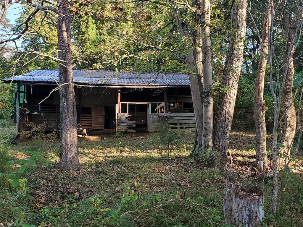 1065 Harris Farm Road King, NC 27021 - Photo 35 of 41