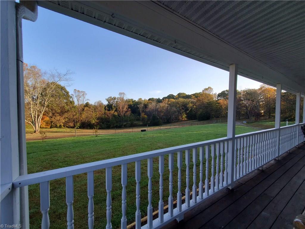 1065 Harris Farm Road King, NC 27021 - Photo 8 of 41
