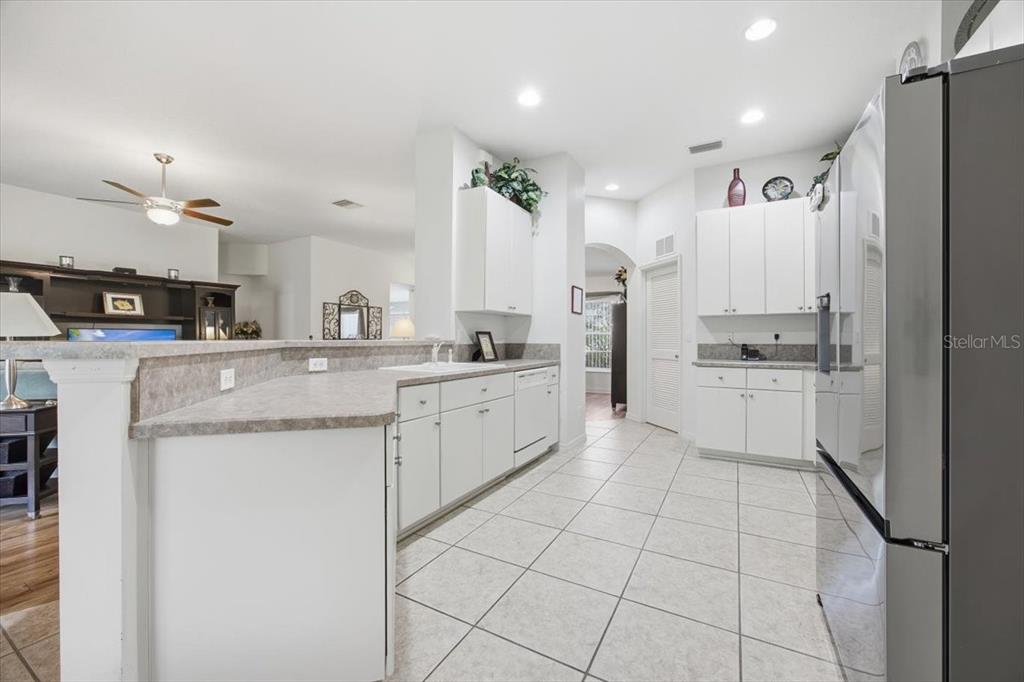 4913 Rainbow Trout Road Tavares, FL 32778 - Photo 11 of 43