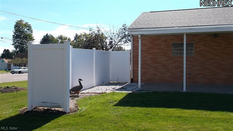 4409 8th Street Northwest Canton, OH 44708 - Photo 19 of 20 privacy fence for patio enjoyment