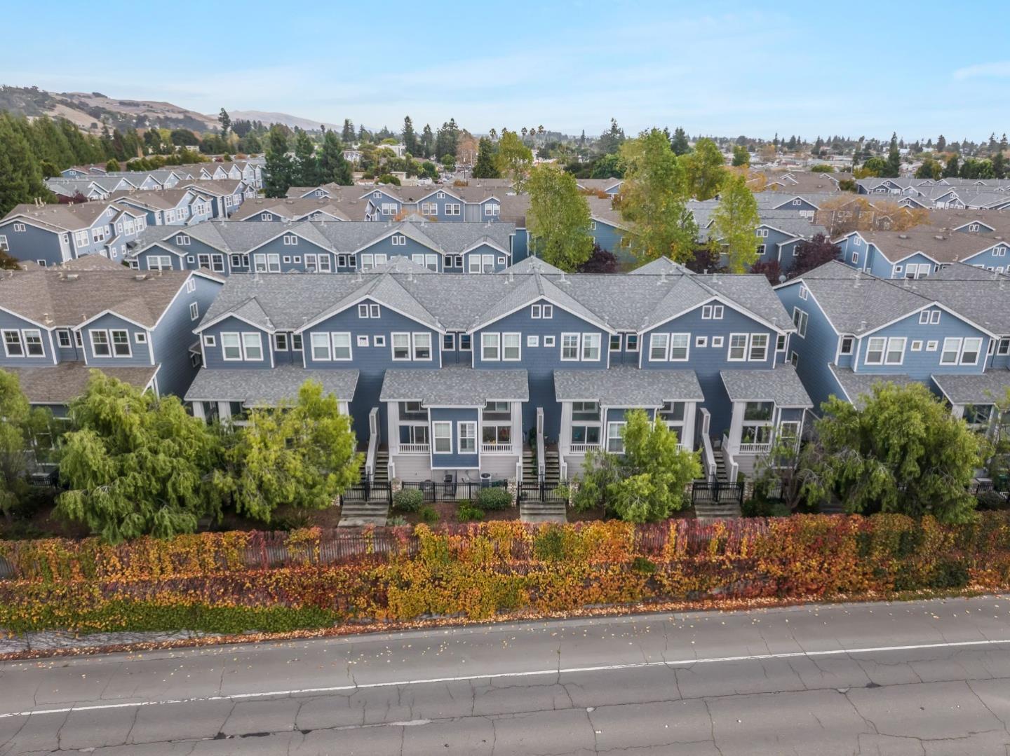658 Kingsford Way Hayward, CA 94541 - Photo 32 of 38 an aerial view of multiple houses