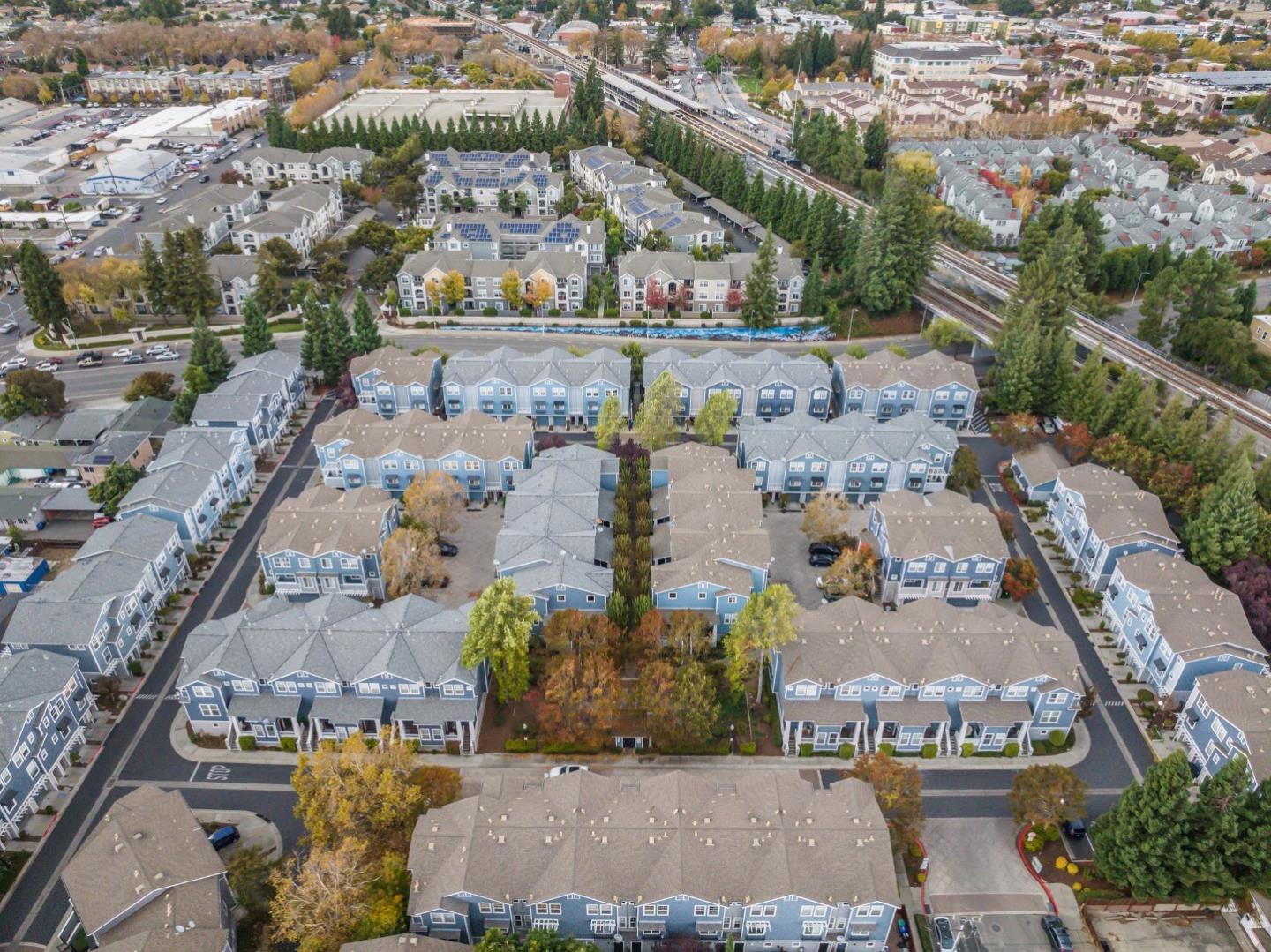 658 Kingsford Way Hayward, CA 94541 - Photo 35 of 38 an aerial view of a city