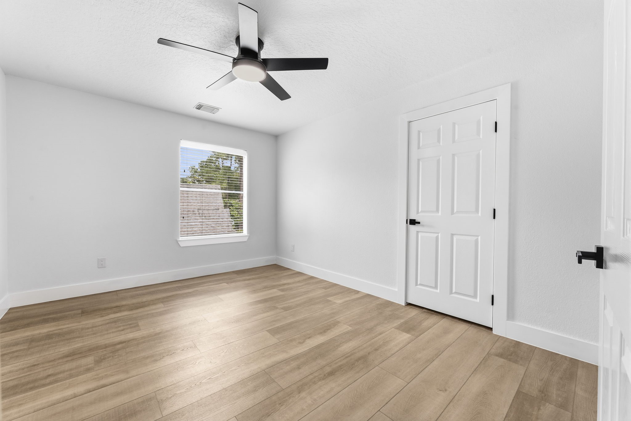 138 West Stockbridge Landing Circle Spring, TX 77382 - Photo 25 of 45