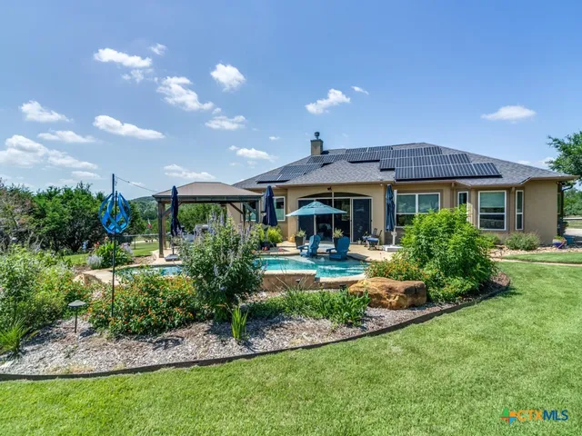 $989,500 | 121 Pond View Court, Spring Branch, TX 78070