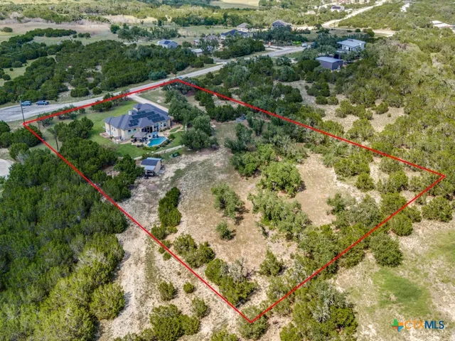 $989,500 | 121 Pond View Court, Spring Branch, TX 78070