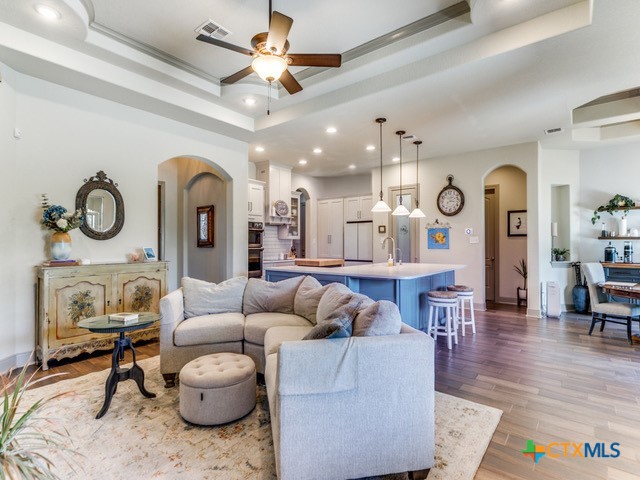 121 Pond View Court Spring Branch, TX 78070 - Photo 7 of 48