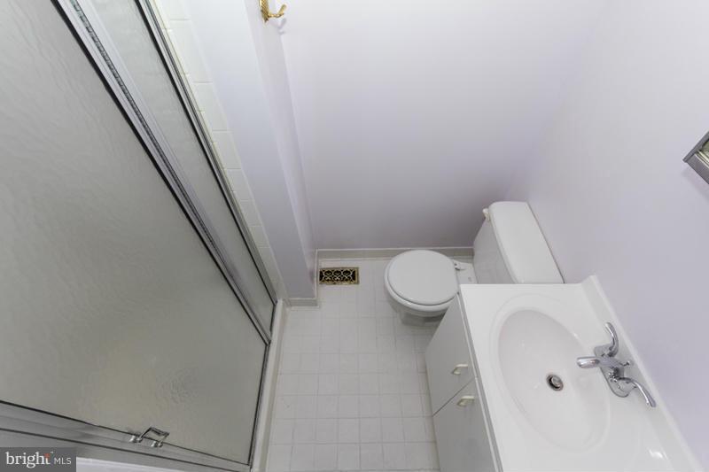 9443 Joppa Pond Road Baltimore, MD 21234 - Photo 11 of 23 Bath (Master)