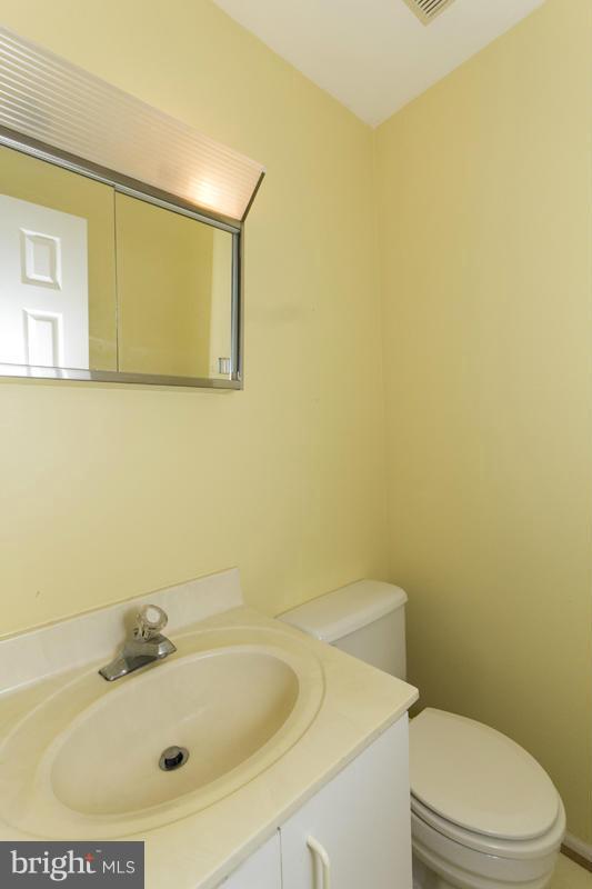9443 Joppa Pond Road Baltimore, MD 21234 - Photo 19 of 23 Bath