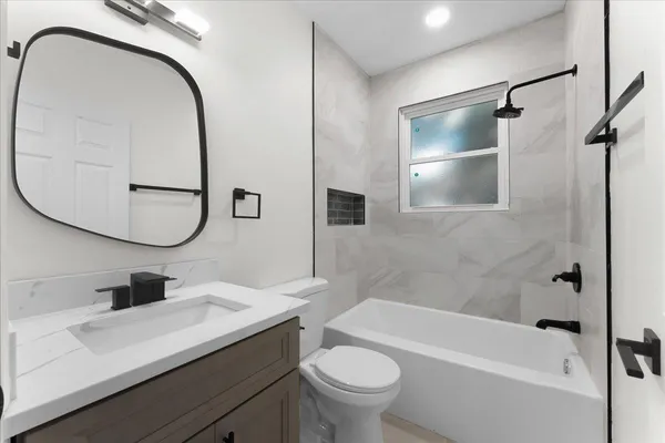 $3,350 | 400 Talaflo Street, Tallahassee, FL 32308