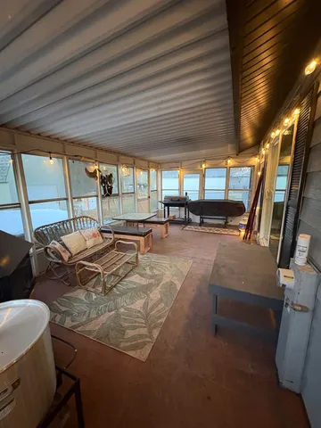 $184,900 | 810 Pettit Court, Machesney Park, IL 61115