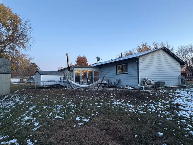 $184,900 | 810 Pettit Court, Machesney Park, IL 61115