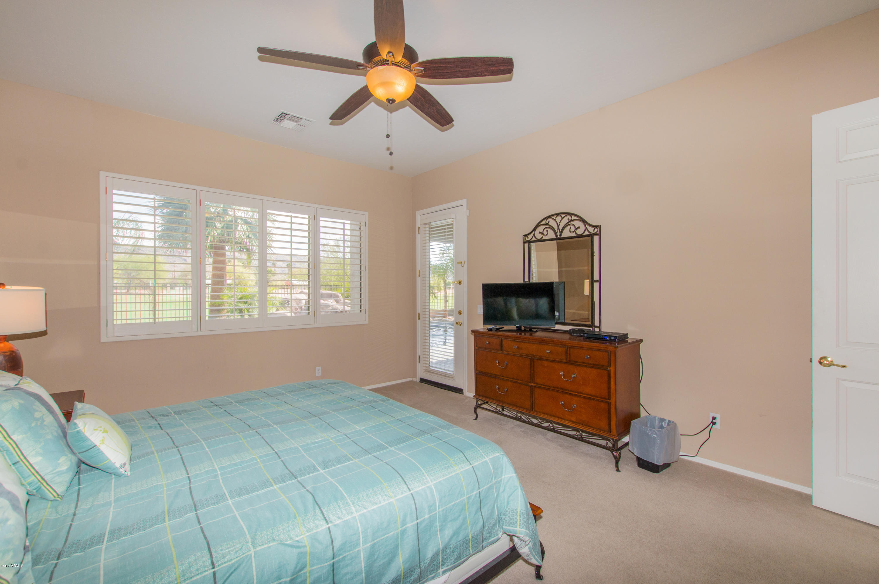 2625 East Fremont Road Phoenix, AZ 85042 - Photo 12 of 38