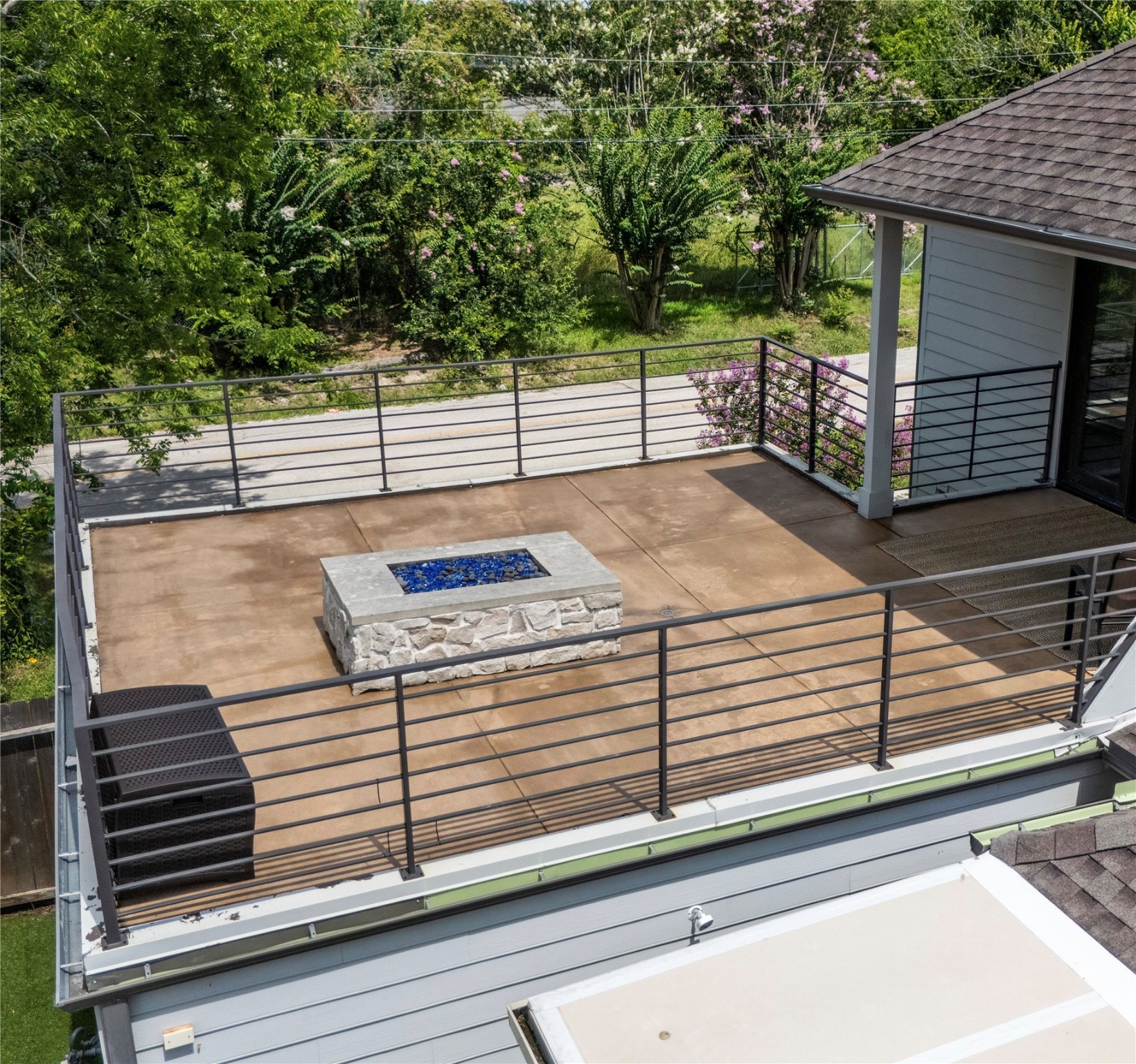 3202 Ozark Street Houston, TX 77021 - Photo 35 of 37 a view of a tennis court