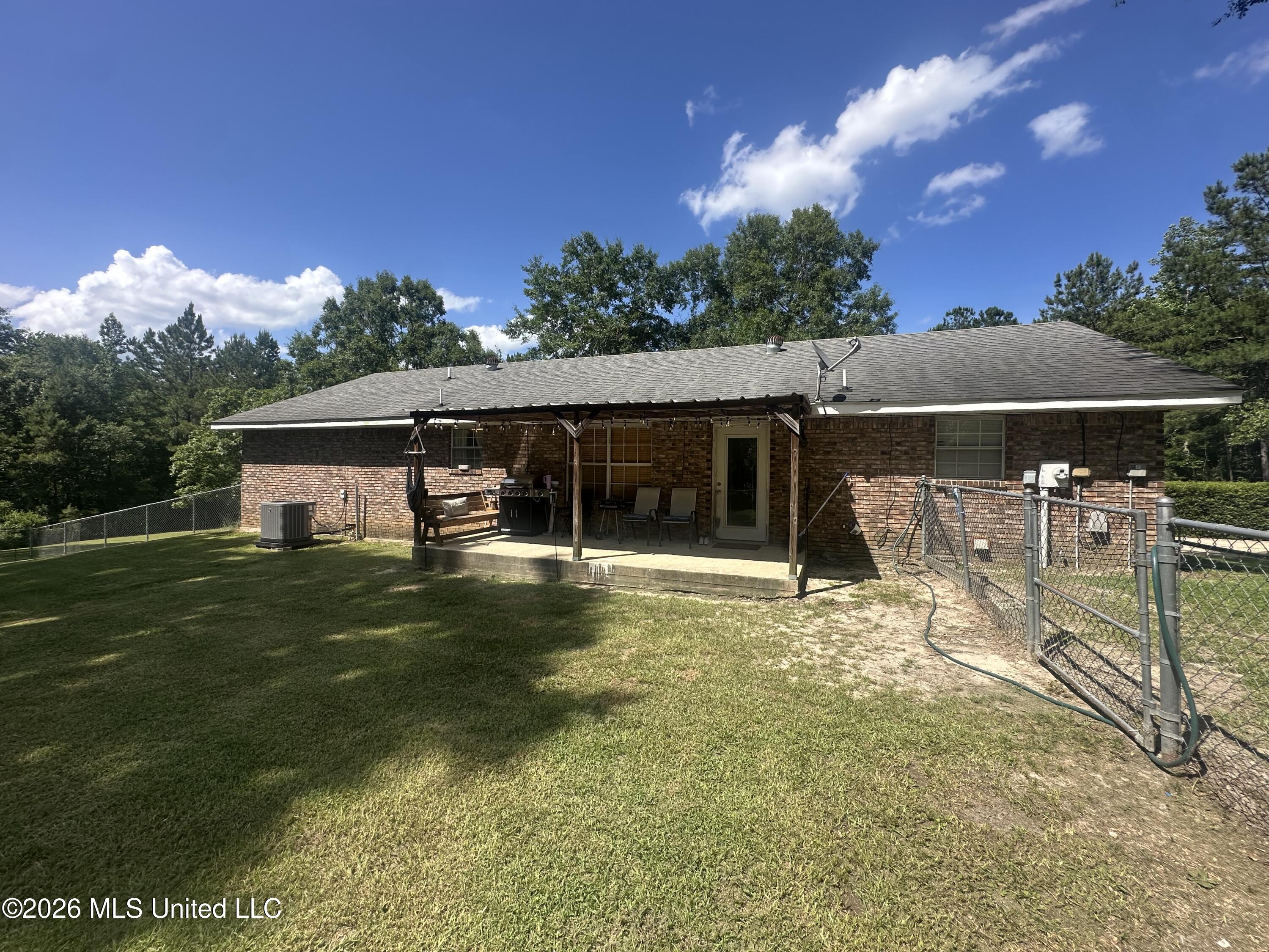 6 Honeycomb Road Wiggins, MS 39577 - Photo 16 of 20 IMG_3503
