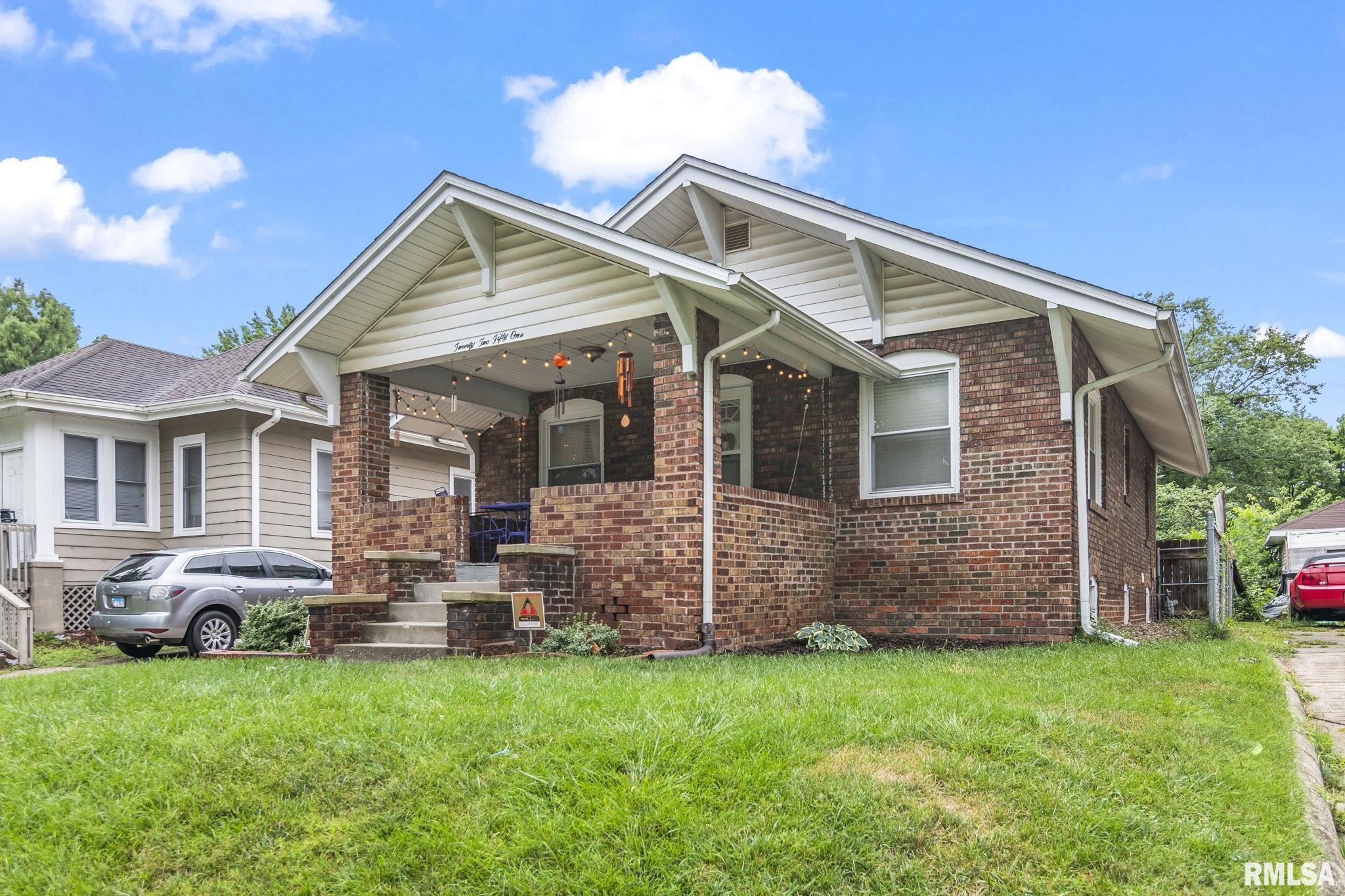 2251 Yale Boulevard Springfield, IL 62703 - Photo 3 of 27