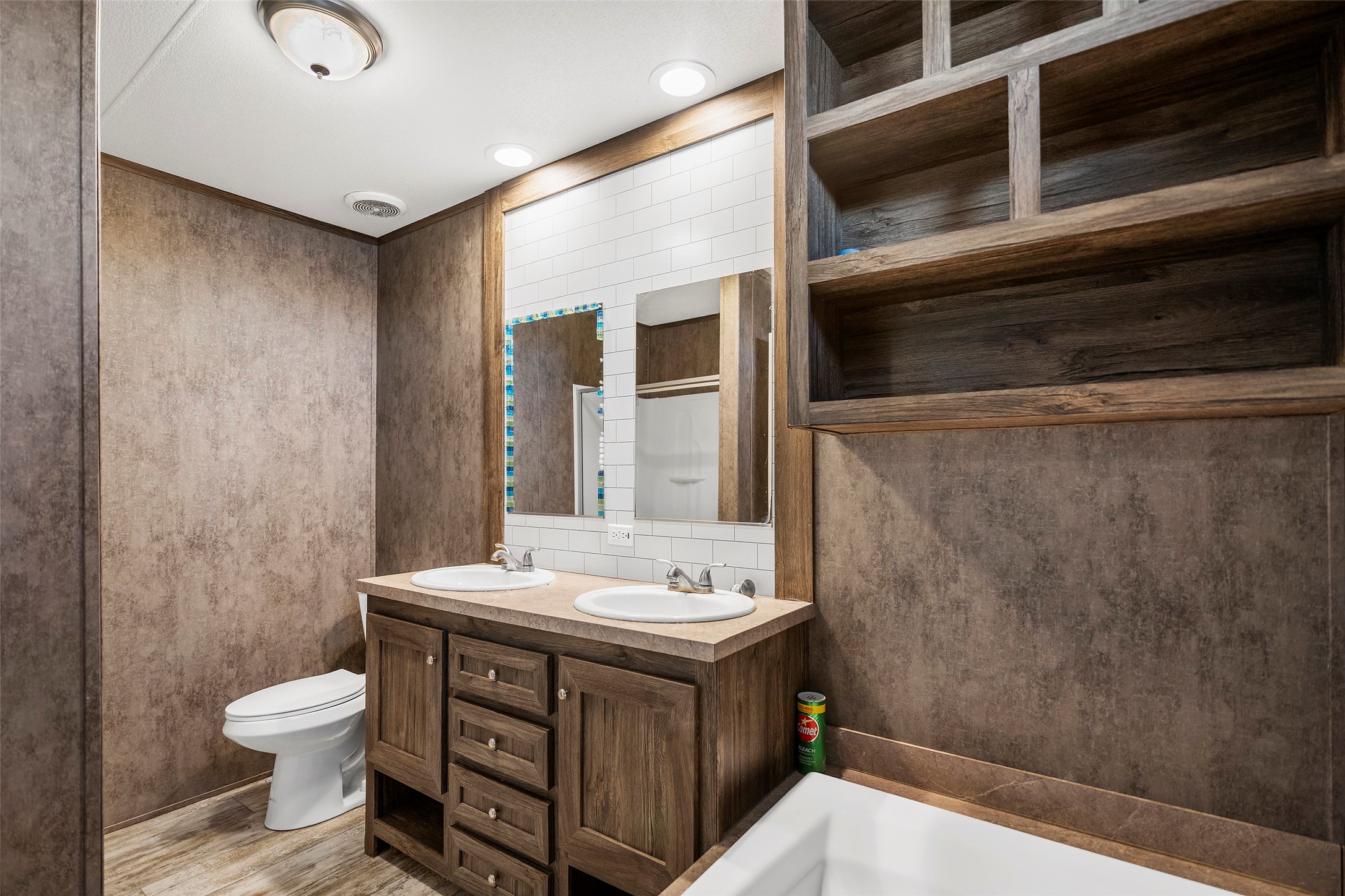 4343 Katy Hockley Road, Unit 27 Katy, TX 77493 - Photo 18 of 27 a bathroom with a sink toilet and shower
