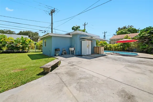 $1,290,000 | 573 Palmetto Drive, Miami Springs, FL 33166