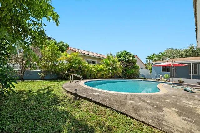 $1,290,000 | 573 Palmetto Drive, Miami Springs, FL 33166