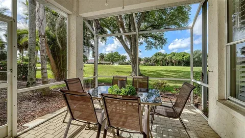 $450,000 | 533 Fallbrook Drive, Venice, FL 34292