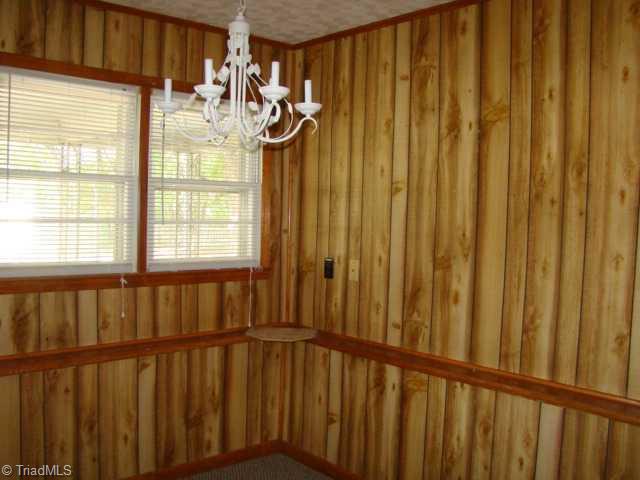 376 Mack Road Asheboro, NC 27205 - Photo 3 of 14 Dining Room.