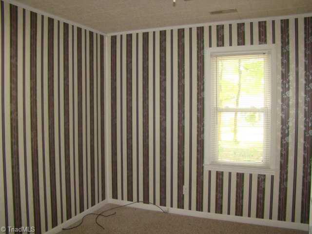 376 Mack Road Asheboro, NC 27205 - Photo 7 of 14 1st Bedroom.