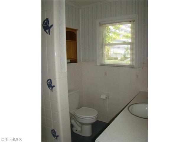 376 Mack Road Asheboro, NC 27205 - Photo 10 of 14 Other Bath.