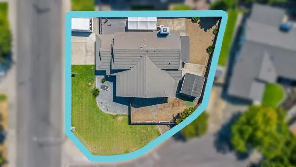 a picture of a floor plan