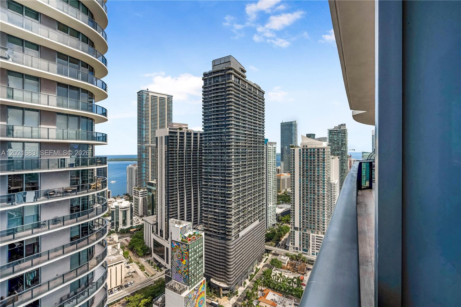 55 Southwest 9th Street, Unit 4001 Miami, FL 33130 - Photo 23 of 34